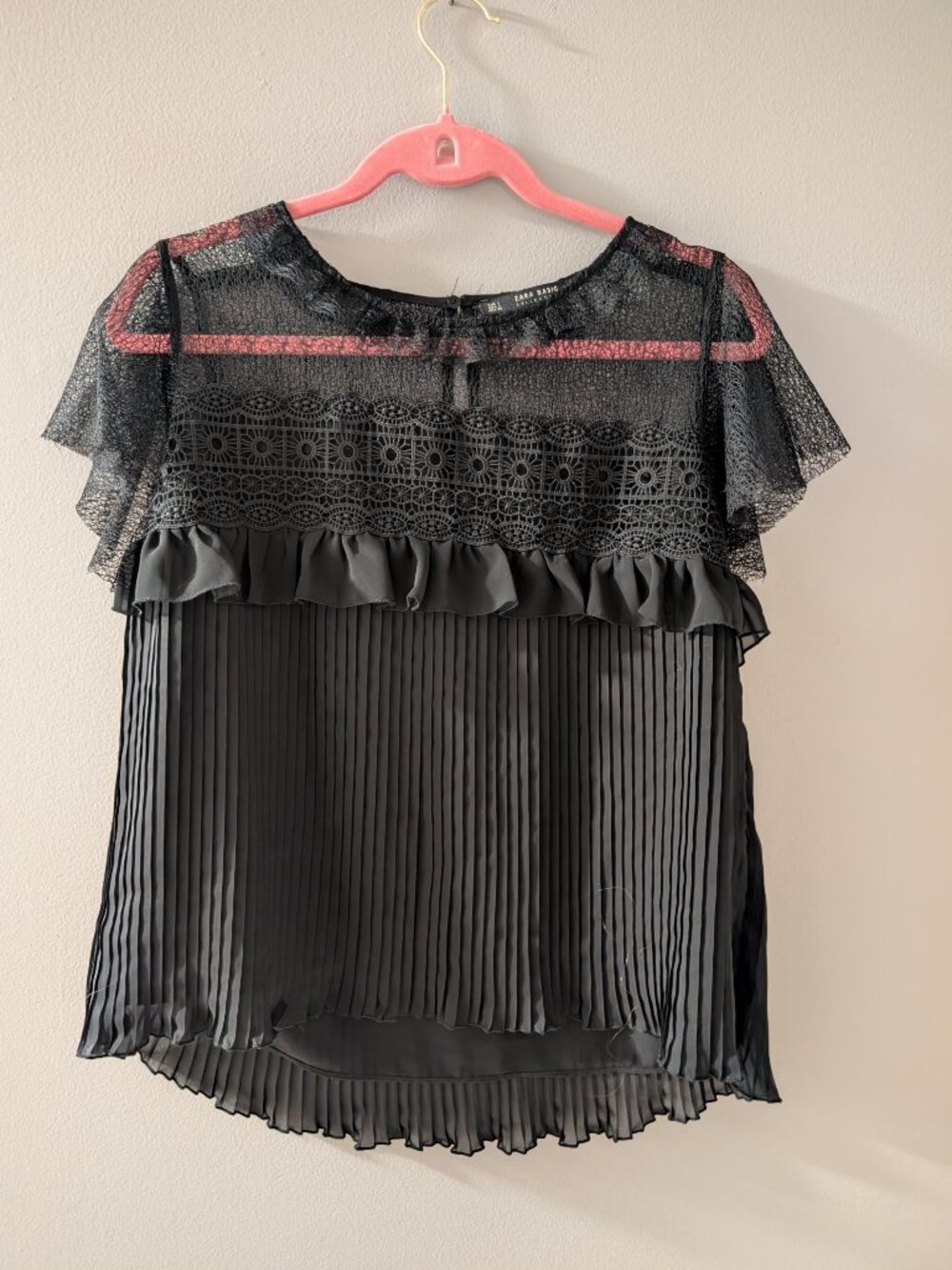 NWT Zara Basic Collection Black Lace Pleated Chiffon Blouse Size Large